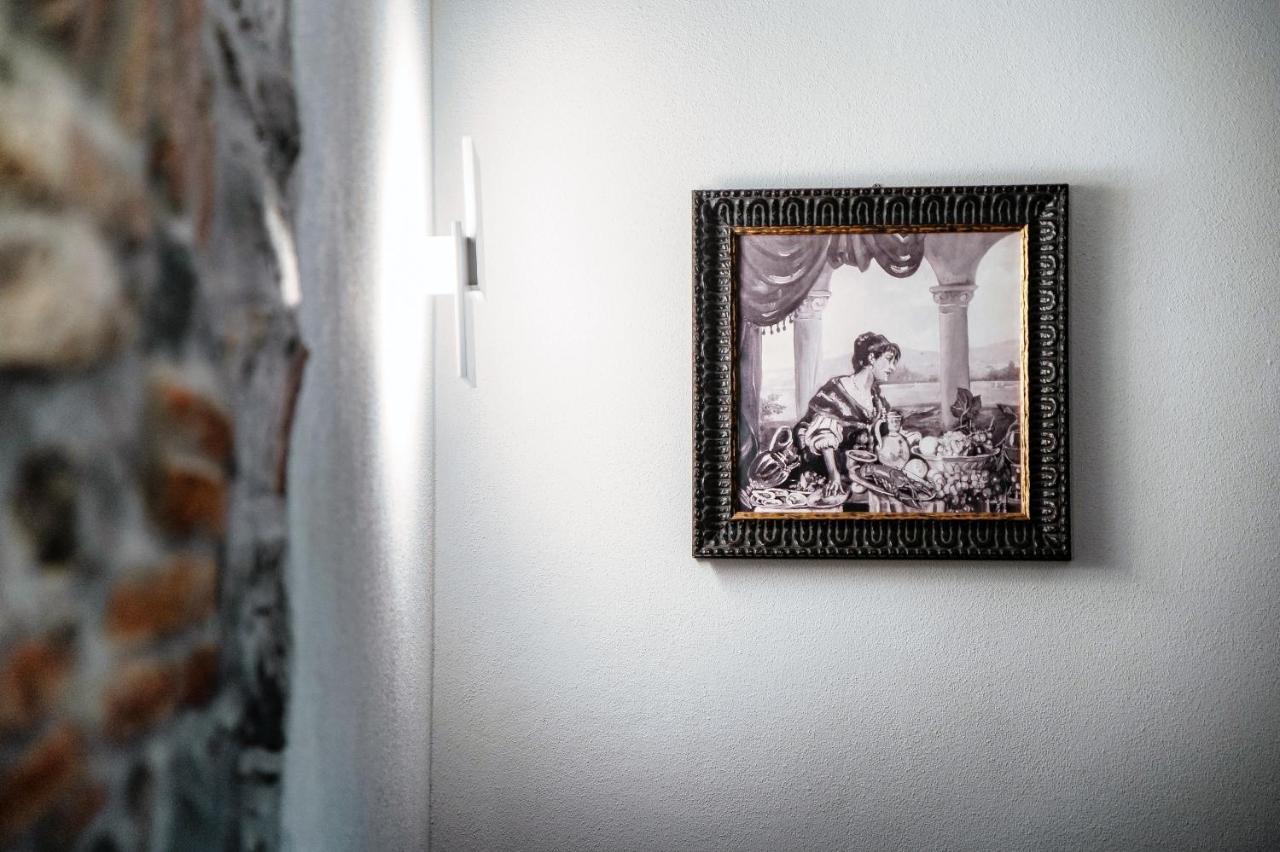 Suite Lo Storico - The House Of Travelers Como Eksteriør billede